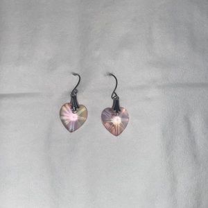Heart gem dangly earrings